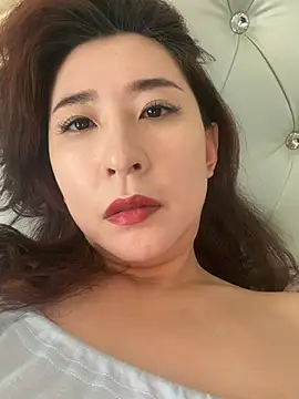 Jingjingxiang-520 online show from June 27, 2026, 2:28 am