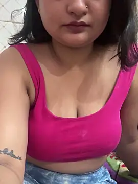 Snapshot of Curvy_Anaya chatting on May 28, 2026, 6:21 am Curvy Anaya online show from May 28, 2026, 6:21 am
