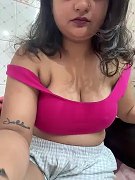 Snapshot of Curvy_Anaya chatting on June 11, 2026, 6:54 am Curvy Anaya online show from June 11, 2026, 6:54 am