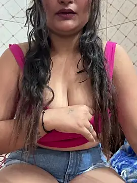 Snapshot of Curvy_Anaya chatting on June 8, 2026, 11:44 am Curvy Anaya online show from June 8, 2026, 11:44 am