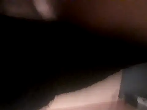 Snapshot of Robikabig20 chatting on October 29, 2025, 5:45 pm Robikabig20 online show from October 29, 2025, 5:45 pm