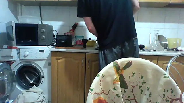 KaelNox online show from June 10, 2026, 7:37 pm