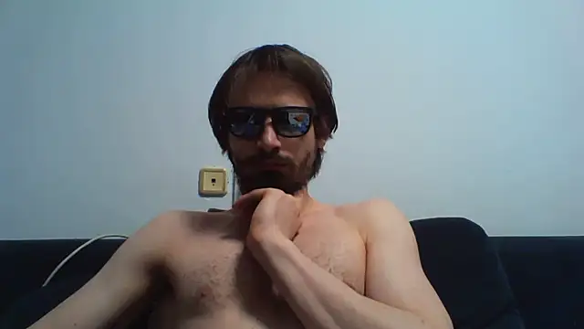KaelNox online show from July 16, 2026, 8:06 pm