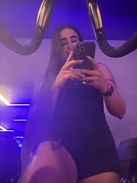 RoseOnYou online show from March 25, 2026, 8:19 pm