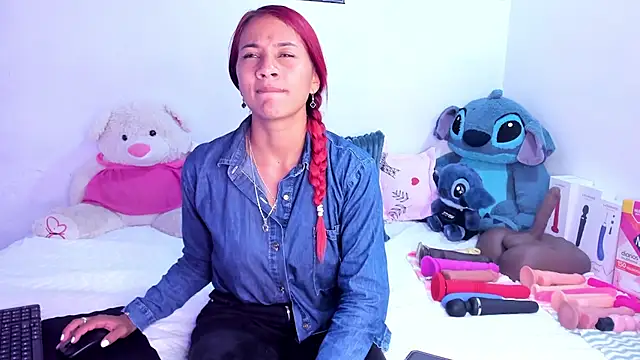 Snapshot of ValeryPettry_11 chatting on February 13, 2026, 2:11 am ValeryPettry 11 online show from February 13, 2026, 2:11 am