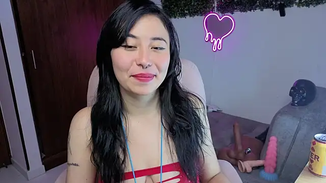 LolaOpalX online show from April 10, 2026, 12:50 am