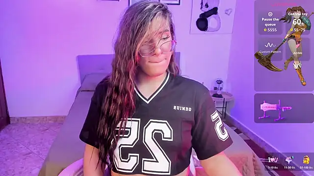 Snapshot of Valen_with_pussy chatting on March 14, 2026, 9:10 pm Valen with pussy online show from March 14, 2026, 9:10 pm