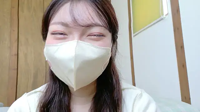   Yui  online show from June 17, 2026, 1:05 am