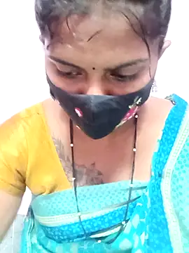Snapshot of Tamil_Hot_Anu chatting on April 30, 2026, 9:49 am Tamil Hot Anu online show from April 30, 2026, 9:49 am