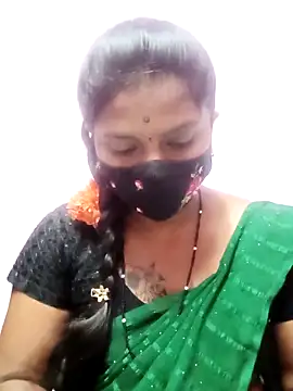 Snapshot of Tamil_Hot_Anu chatting on May 9, 2026, 10:07 am Tamil Hot Anu online show from May 9, 2026, 10:07 am