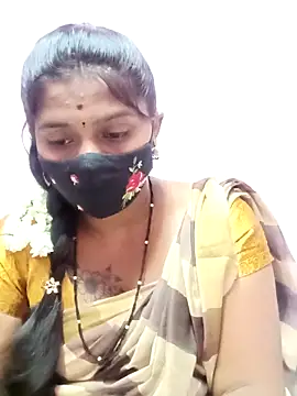 Snapshot of Tamil_Hot_Anu chatting on May 7, 2026, 5:38 pm Tamil Hot Anu online show from May 7, 2026, 5:38 pm