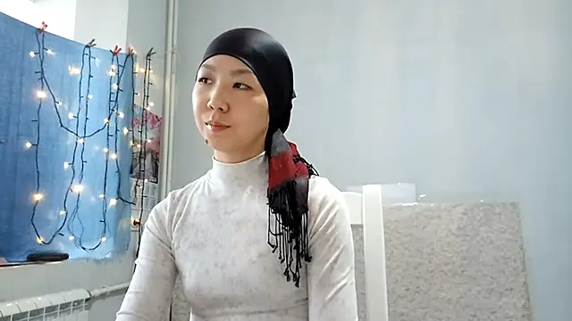 Snapshot of VuiCutie chatting on January 8, 2026, 3:34 am VuiCutie online show from January 8, 2026, 3:34 am