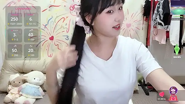 Snapshot of xiaoguai99 chatting on April 10, 2026, 1:29 pm xiaoguai99 online show from April 10, 2026, 1:29 pm