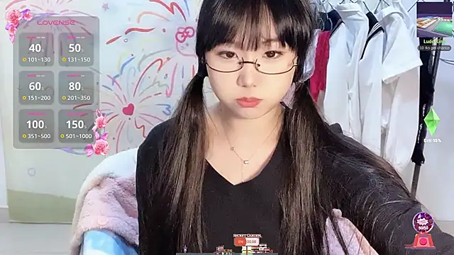 Snapshot of xiaoguai99 chatting on March 31, 2026, 2:35 am xiaoguai99 online show from March 31, 2026, 2:35 am