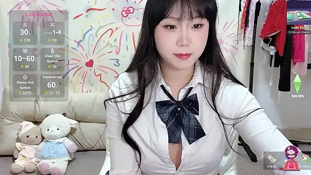 Snapshot of xiaoguai99 chatting on April 20, 2026, 1:13 pm xiaoguai99 online show from April 20, 2026, 1:13 pm