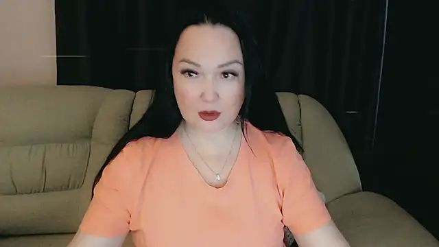 Snapshot of infinity_loveliness chatting on December 23, 2025, 8:02 am infinity loveliness online show from December 23, 2025, 8:02 am