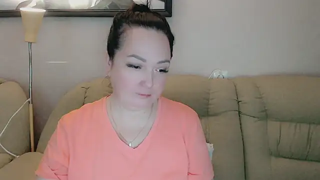 Snapshot of infinity_loveliness chatting on November 12, 2025, 5:00 am infinity loveliness online show from November 12, 2025, 5:00 am