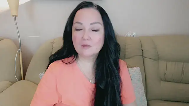 Snapshot of infinity_loveliness chatting on November 11, 2025, 7:58 am infinity loveliness online show from November 11, 2025, 7:58 am