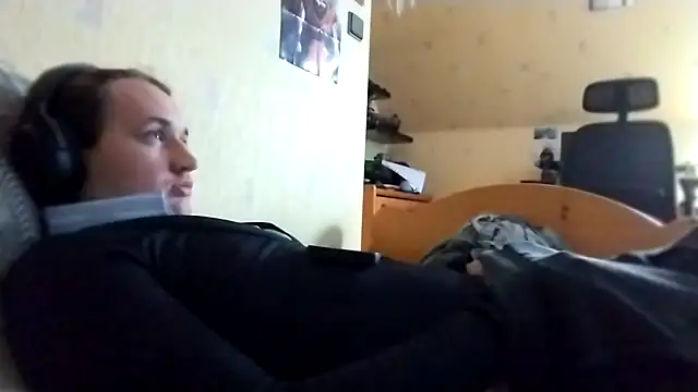 Snapshot of julialafemboy59 chatting on February 27, 2026, 1:22 pm julialafemboy59 online show from February 27, 2026, 1:22 pm