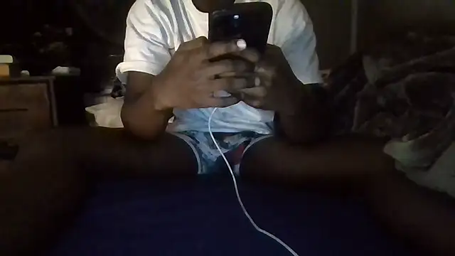 Snapshot of Quuwavve chatting on February 17, 2026, 5:38 am Quuwavve online show from February 17, 2026, 5:38 am