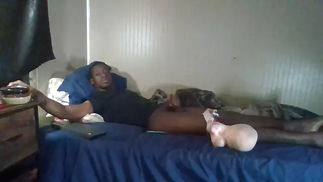 Snapshot of Quuwavve chatting on April 4, 2026, 2:40 am Quuwavve online show from April 4, 2026, 2:40 am