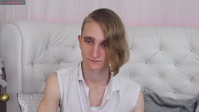 Snapshot of ArnoldRizzo chatting on January 8, 2026, 4:18 am ArnoldRizzo online show from January 8, 2026, 4:18 am