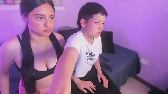 Snapshot of Auroraaa_527 chatting on January 10, 2026, 3:02 am Auroraaa 527 online show from January 10, 2026, 3:02 am