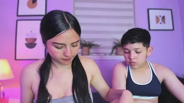 Snapshot of Auroraaa_527 chatting on January 8, 2026, 3:56 am Auroraaa 527 online show from January 8, 2026, 3:56 am