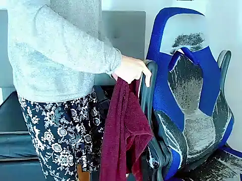 sora jun online show from February 10, 2026, 12:48 pm