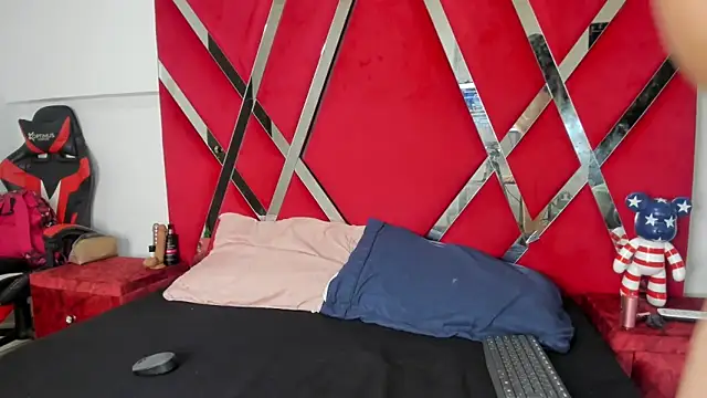 aishaxht online show from March 19, 2026, 9:15 pm