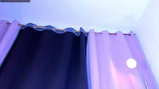 Snapshot of Megan_VixenX chatting on February 24, 2026, 10:43 pm Megan VixenX online show from February 24, 2026, 10:43 pm