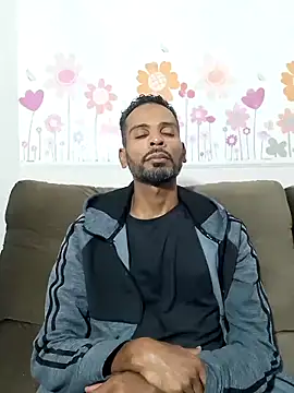 Snapshot of moreno_alpha_br chatting on June 3, 2026, 12:11 am moreno alpha br online show from June 3, 2026, 12:11 am