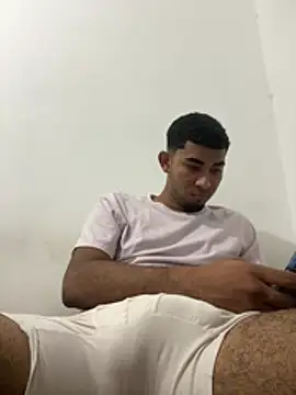 youngalexofficial online show from February 7, 2026, 2:52 am