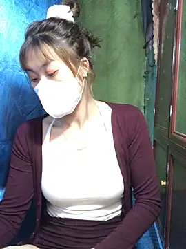 Snapshot of mei_chan_aa chatting on February 2, 2026, 6:01 am mei chan aa online show from February 2, 2026, 6:01 am