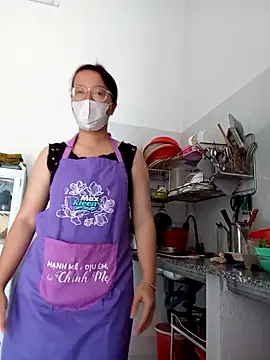 Snapshot of lina_loveee chatting on February 18, 2026, 5:49 am lina loveee online show from February 18, 2026, 5:49 am