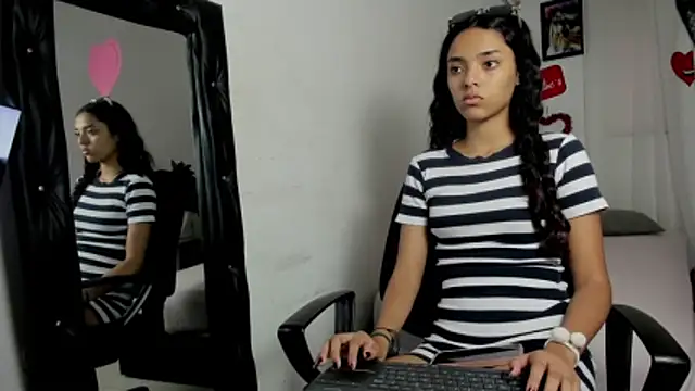 hazel slim online show from February 24, 2026, 3:46 pm