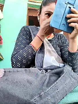 lodhi8080 online show from March 3, 2026, 5:14 am