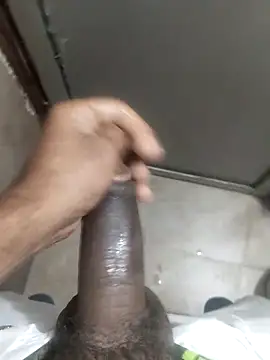 Snapshot of 8inchhere chatting on February 6, 2026, 4:47 pm 8inchhere online show from February 6, 2026, 4:47 pm