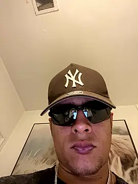 juanitocamelas2025 online show from January 5, 2026, 9:51 pm