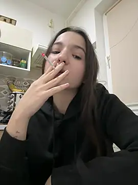 Snapshot of OutsiderMuse chatting on February 20, 2026, 6:43 pm OutsiderMuse online show from February 20, 2026, 6:43 pm