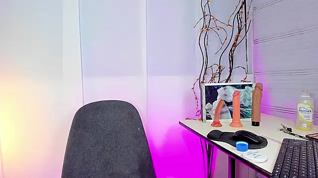 Sue blue online show from April 11, 2026, 2:41 am