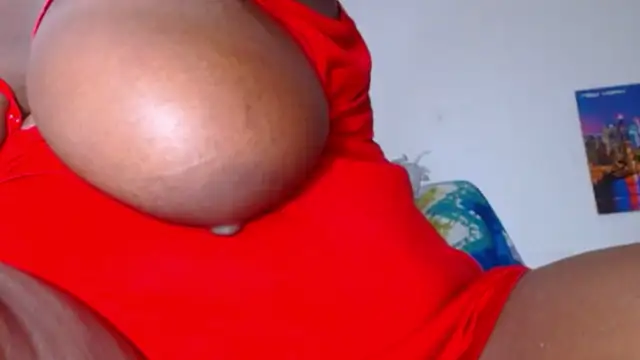 Snapshot of janex69 chatting on February 2, 2026, 10:47 am janex69 online show from February 2, 2026, 10:47 am