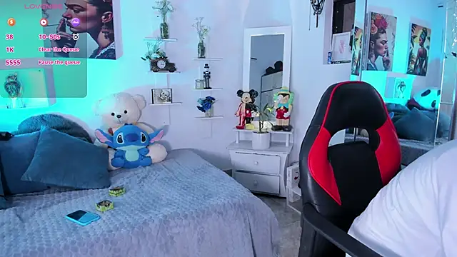 Snapshot of Zury_Ramirez chatting on January 10, 2026, 7:31 pm Zury Ramirez online show from January 10, 2026, 7:31 pm