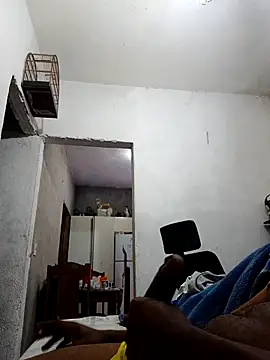 Negaomalinha1 online show from April 5, 2026, 4:13 pm