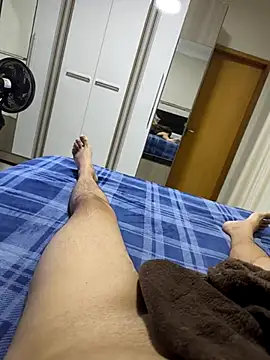 Snapshot of Silva2640 chatting on February 19, 2026, 2:08 am Silva2640 online show from February 19, 2026, 2:08 am