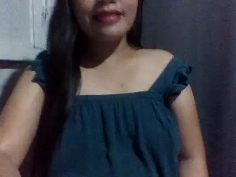 sweetprinces08 online show from April 2, 2026, 12:45 pm