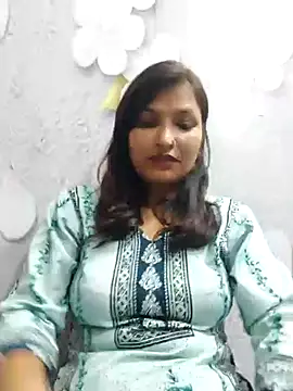 Priyaa 1433 online show from June 24, 2026, 8:46 am