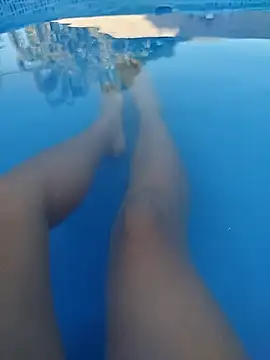 Snapshot of Velmoramoon11 chatting on January 6, 2026, 10:25 pm Velmoramoon11 online show from January 6, 2026, 10:25 pm