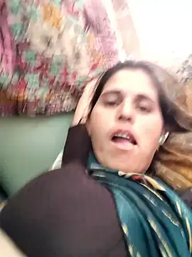 Snapshot of Bhavna8080 chatting on June 11, 2026, 3:36 am Bhavna8080 online show from June 11, 2026, 3:36 am