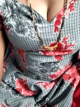 lusy79 online show from February 9, 2026, 8:12 am